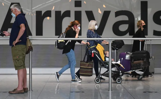 0a5kolfg_london-airport-afp_625x300_25_September_21