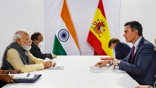 Narendra_Modi_Pedro_Sanchez_India_Spain_G20_1635698736002_1635698736290