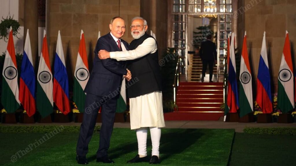 modi-putin-hug