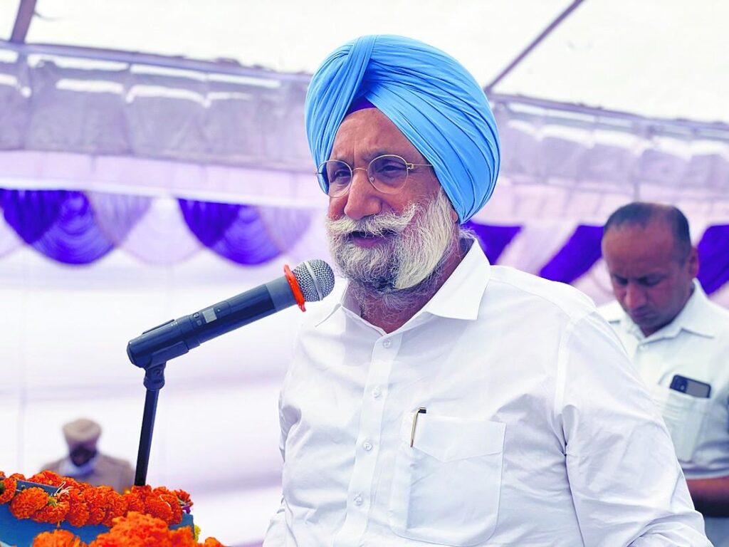 2022_1$largeimg_923267378 (1)