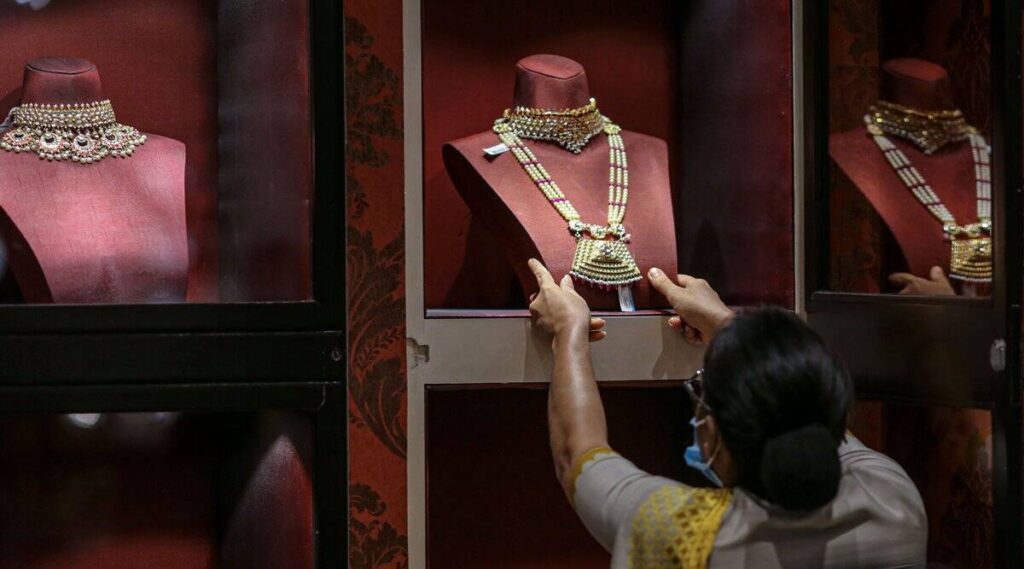 bloomberg-gold-demand-india-1200