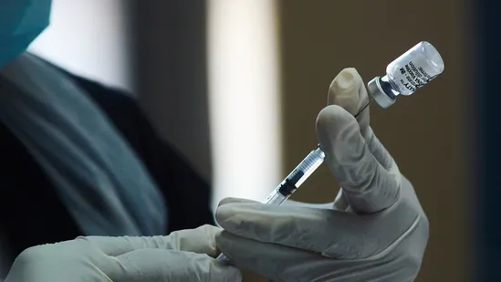 who_envoy_covid_variant_vaccine_1631537901407_1641874396819