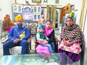 2022_3$largeimg_1417689110