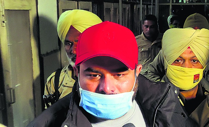 2022_3$largeimg_98661733