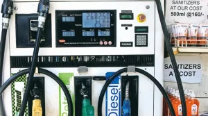 Delhi-petrol-pump-2col