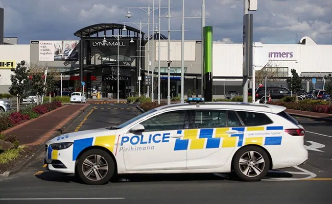 cbm46g9_new-zealand-police-generic_625x300_30_September_21