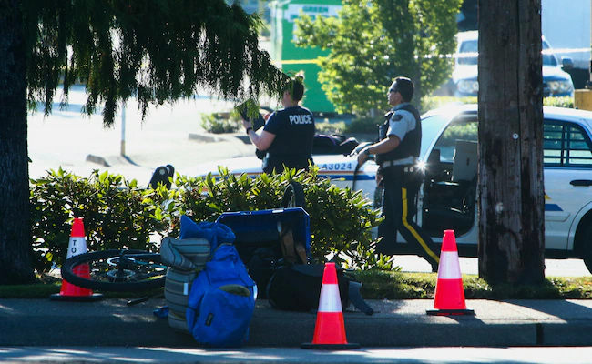 qr511eg8_canada-shooting_625x300_25_July_22