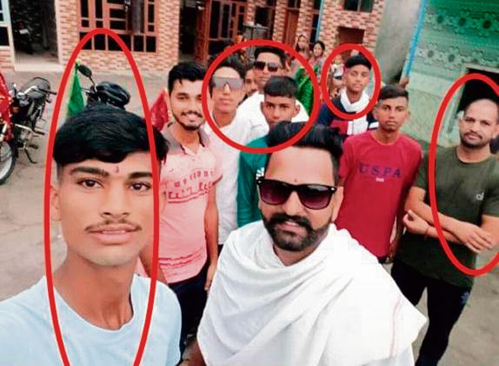 2022_8$largeimg_1628000102