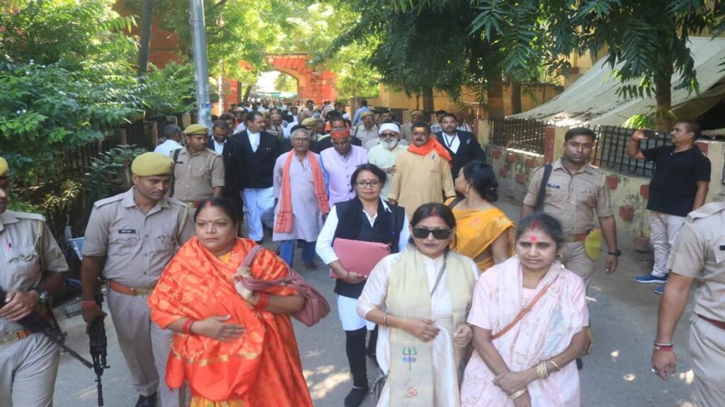 14_10_2022-court1_23139224_143833512 (1)