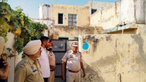 2022_11$largeimg_1220677107