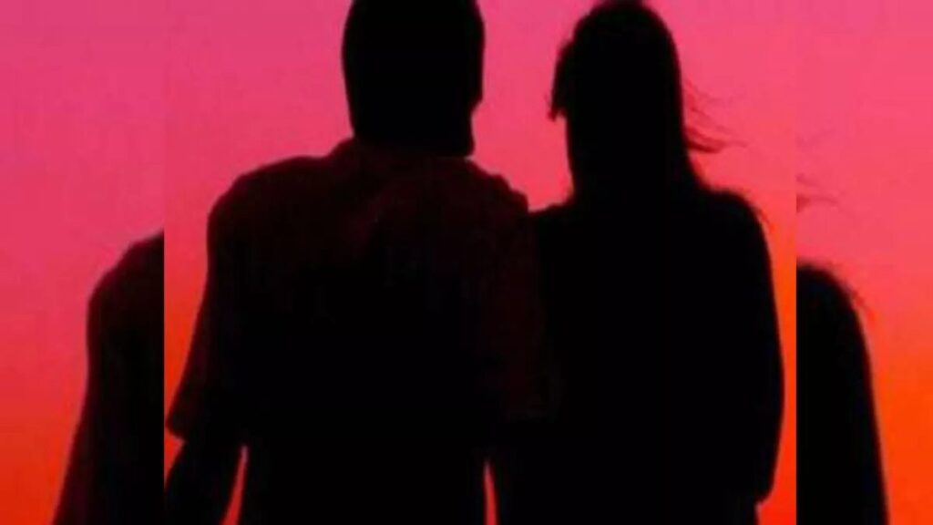 06_12_2022-live_in_relationship_1_23246561_101211114