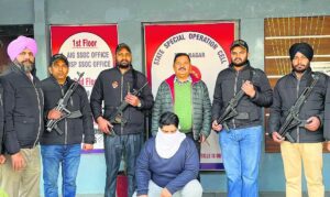 2023_1$largeimg_1984026138