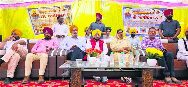 ਬਿਜਲੀ ਮੰਤਰੀ ਹਰਭਜਨ ਸਿੰਘ ਈਟੀਓ ਤੇ ਹੋਰ