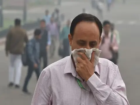 air-quality-remains-very-poor-at-324-check-aqi-noida-gurugram-and-other-ncr-cities-mumbai-2023-10-73ccba1974306f13269bbc355adb1065