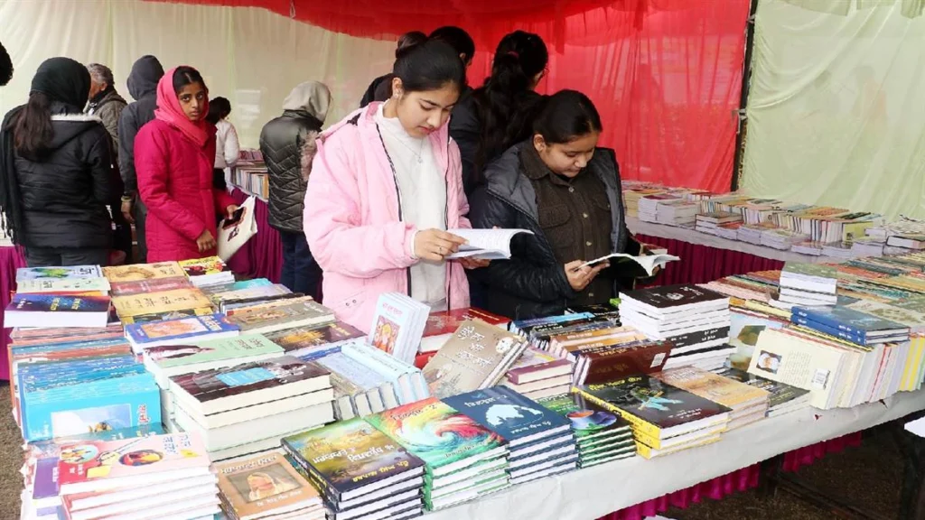 ਪੀਯੂ ਪੁਸਤਕ ਮੇਲੇ