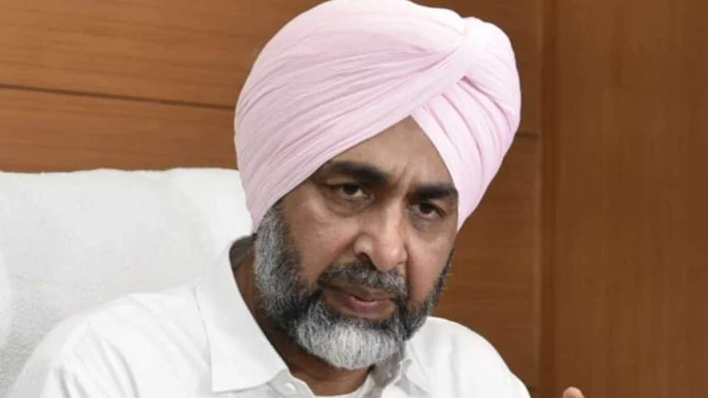 25_08_2022-manpreet_badal_23011331